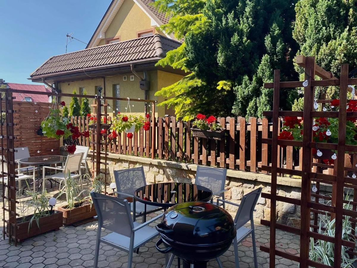 Pokoje Goscinne Marcin Łeba Exterior foto