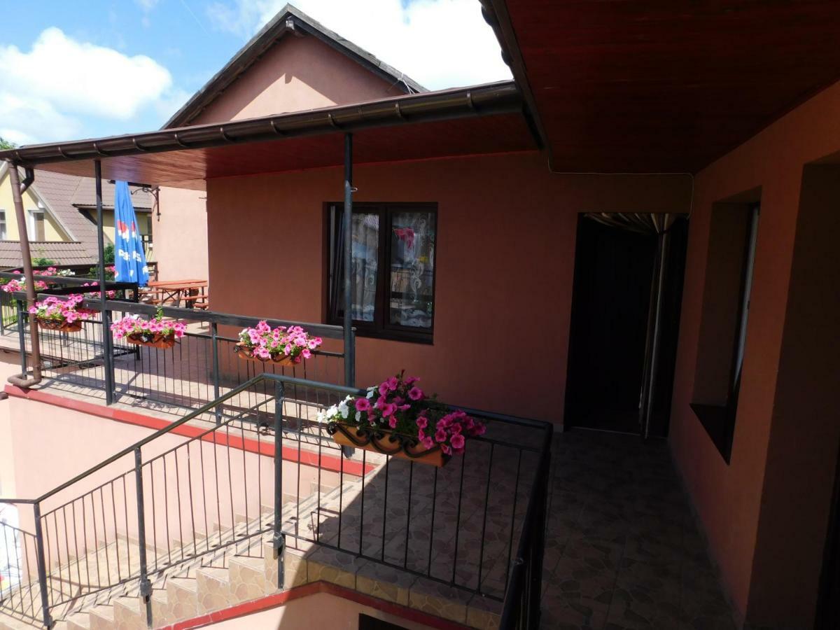 Pokoje Goscinne Marcin Łeba Exterior foto